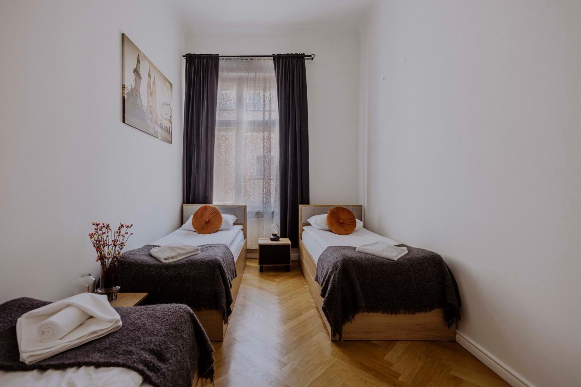 Golden Pearl - Main Square, 100 Sqm, 4 Rooms クラクフ エクステリア 写真