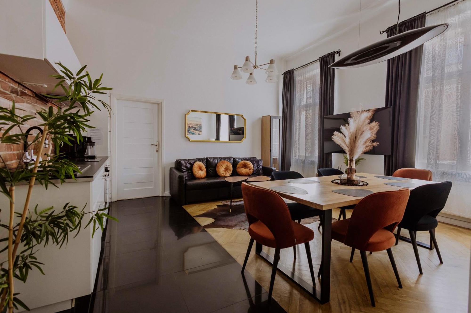 Golden Pearl - Main Square, 100 Sqm, 4 Rooms クラクフ エクステリア 写真