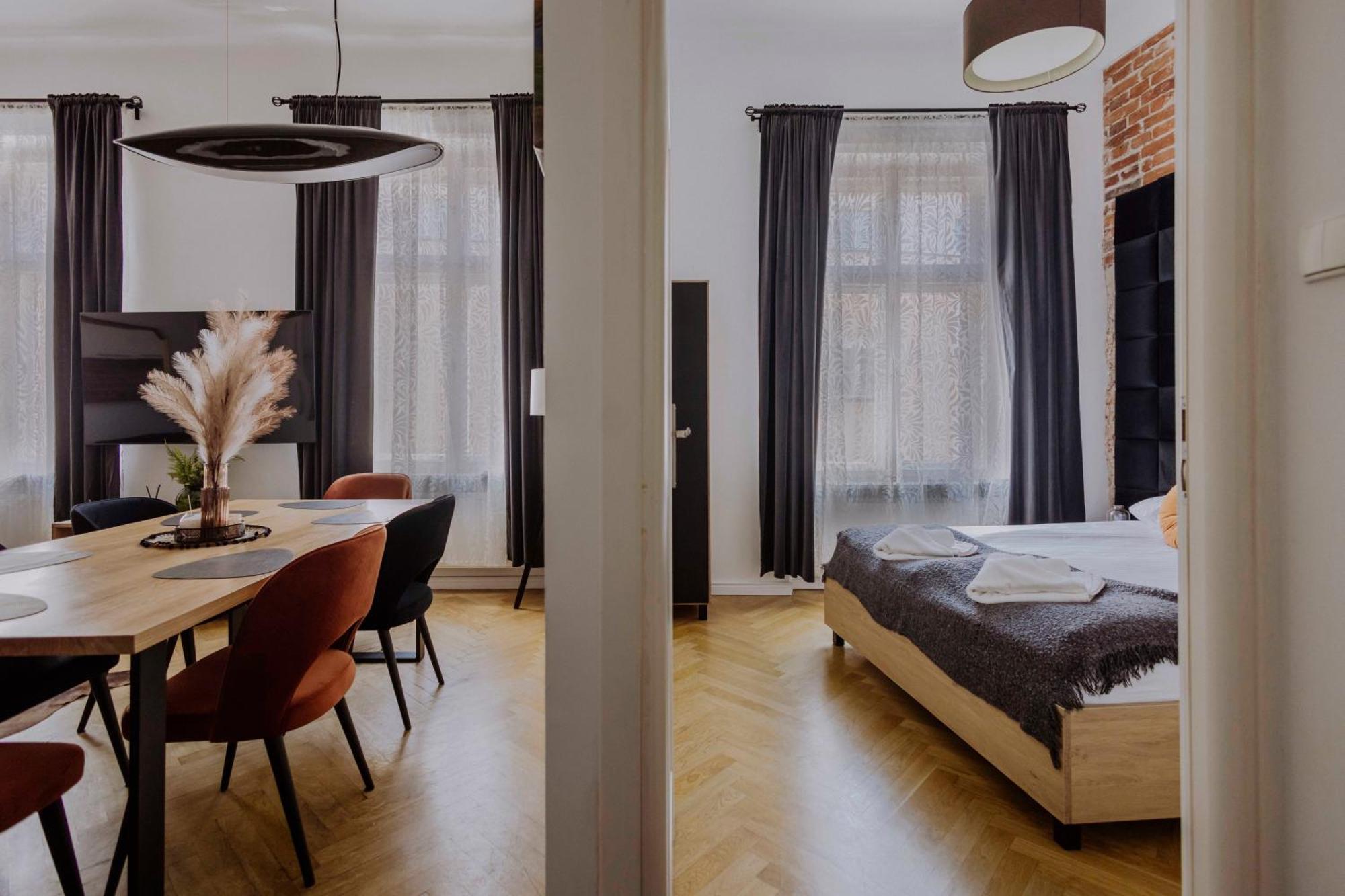 Golden Pearl - Main Square, 100 Sqm, 4 Rooms クラクフ エクステリア 写真