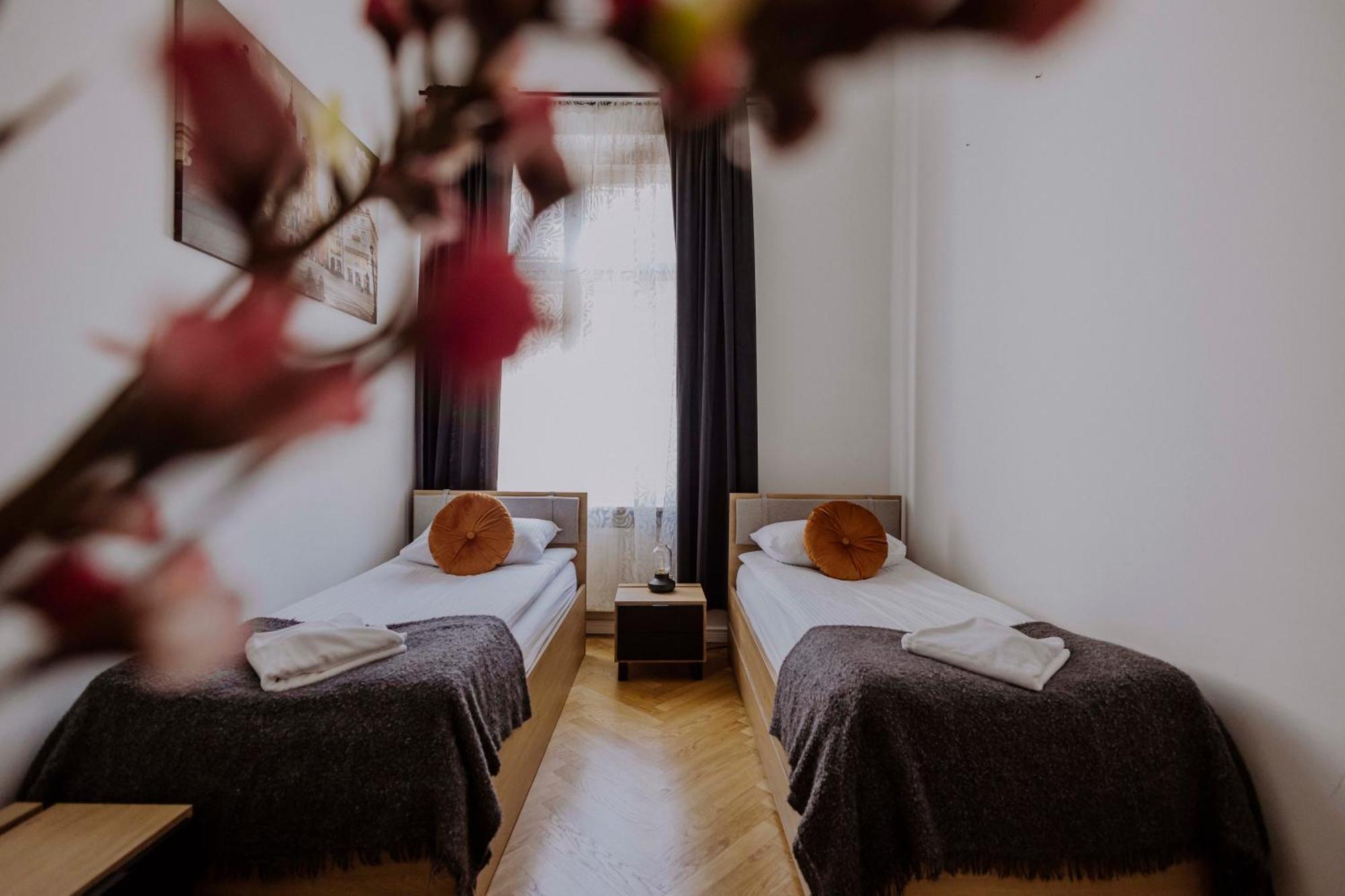 Golden Pearl - Main Square, 100 Sqm, 4 Rooms クラクフ エクステリア 写真