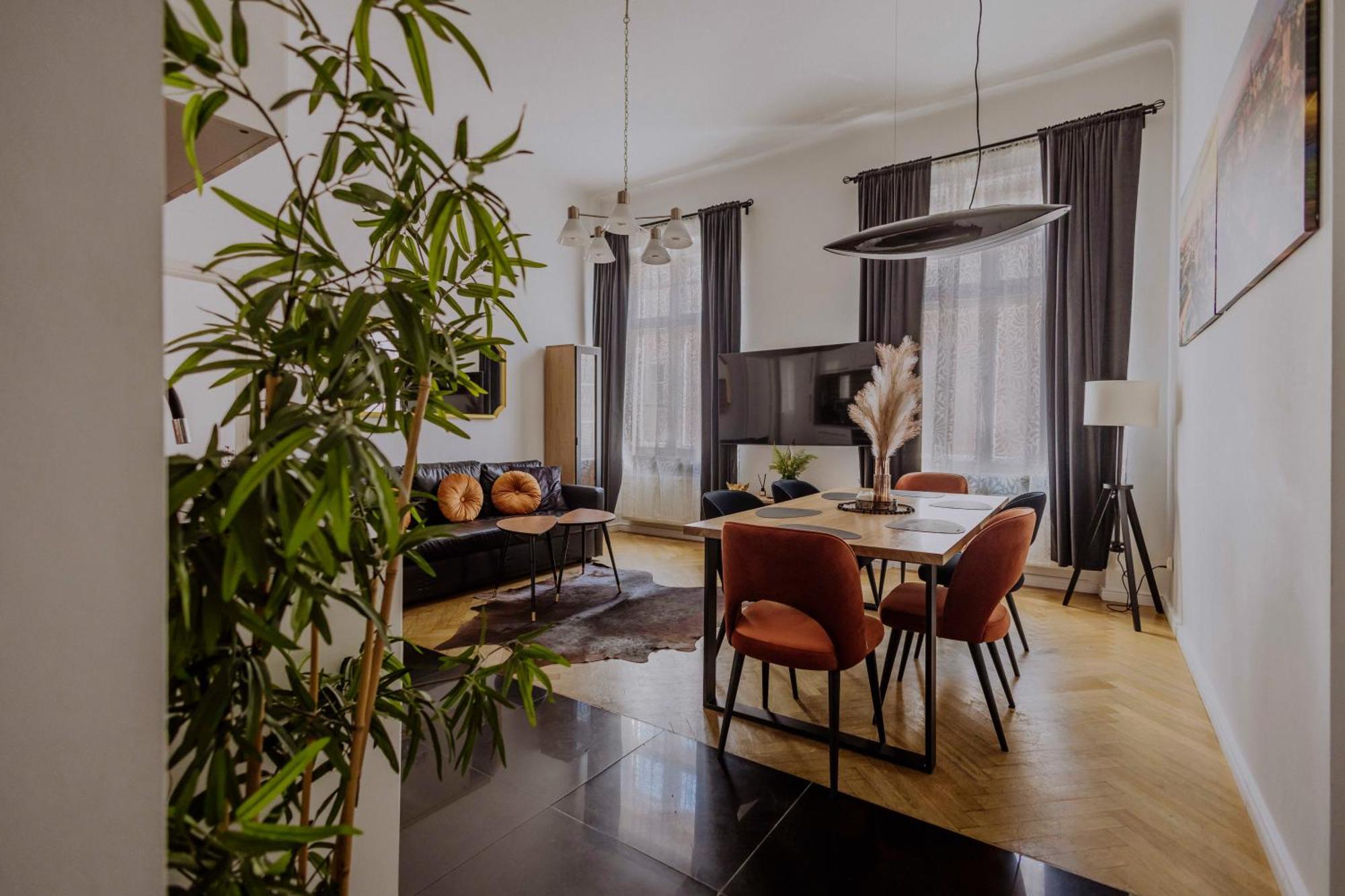 Golden Pearl - Main Square, 100 Sqm, 4 Rooms クラクフ エクステリア 写真